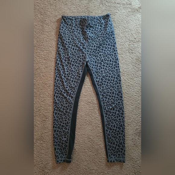 All Fenix Leopard Print Leggings - Picture 1 of 6